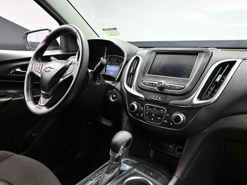 Used 2024 Chevrolet Equinox LT AWD/4WD image 15