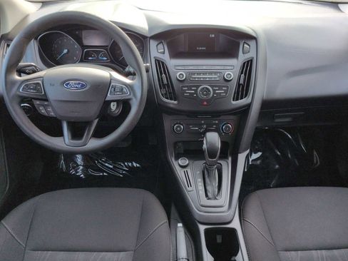 Used 2018 Ford Focus S image 15
