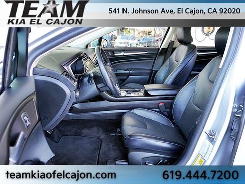 Used 2018 Ford Fusion Titanium FWD image 13