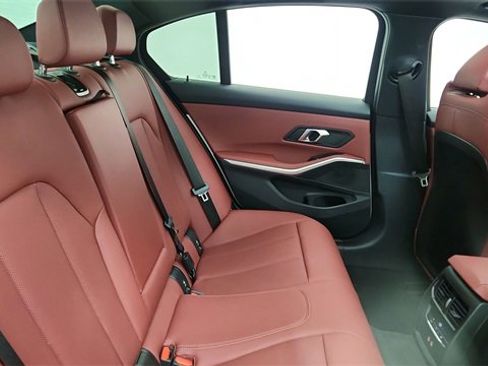 Used 2025 BMW 330i xDrive Sedan image 25