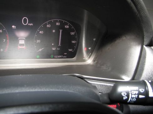 Certified 2025 Honda Accord LX image 4