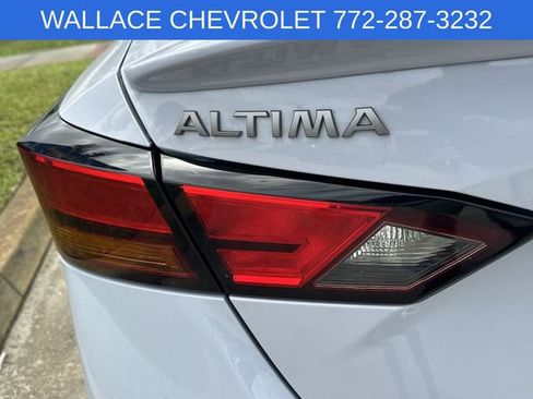 Used 2023 Nissan Altima 2.5 SR image 5