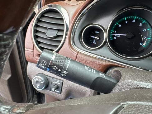 Used 2014 Buick Enclave Leather w/ Trailering Provision Package FWD image 18