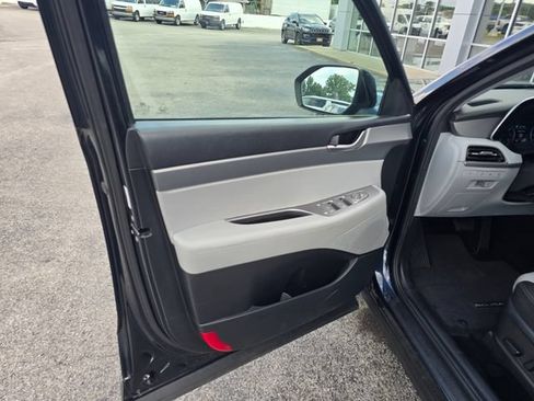 Used 2021 Hyundai Palisade SEL FWD image 11