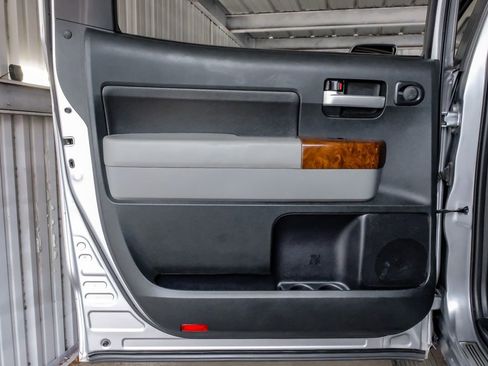 Used 2012 Toyota Tundra Limited image 46