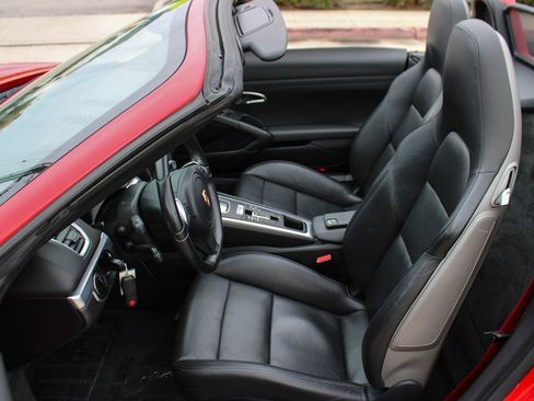 Used 2013 Porsche Boxster image 19