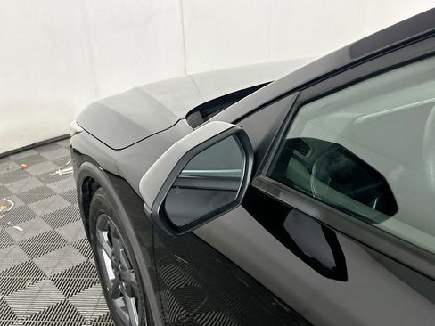 Used 2025 Kia K4 LXS image 16