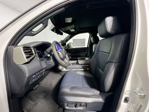 New 2026 Toyota Tundra Platinum AWD/4WD image 14
