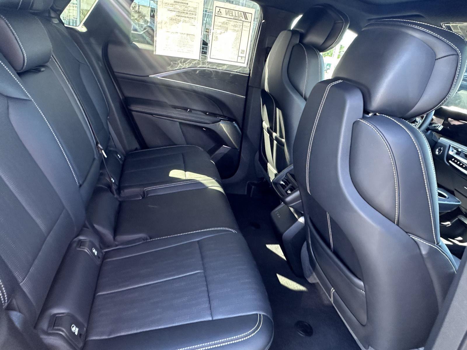 Used 2024 Cadillac Lyriq Sport AWD/4WD image 28