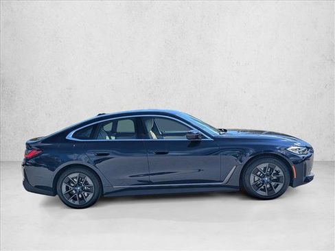 Certified 2023 BMW i4 eDrive35 image 4