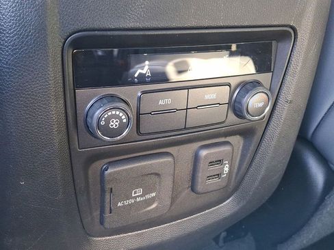 Used 2023 Buick Enclave Essence w/ Experience Buick Package image 22