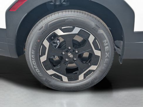 New 2027 Hyundai Santa Fe SEL FWD image 13