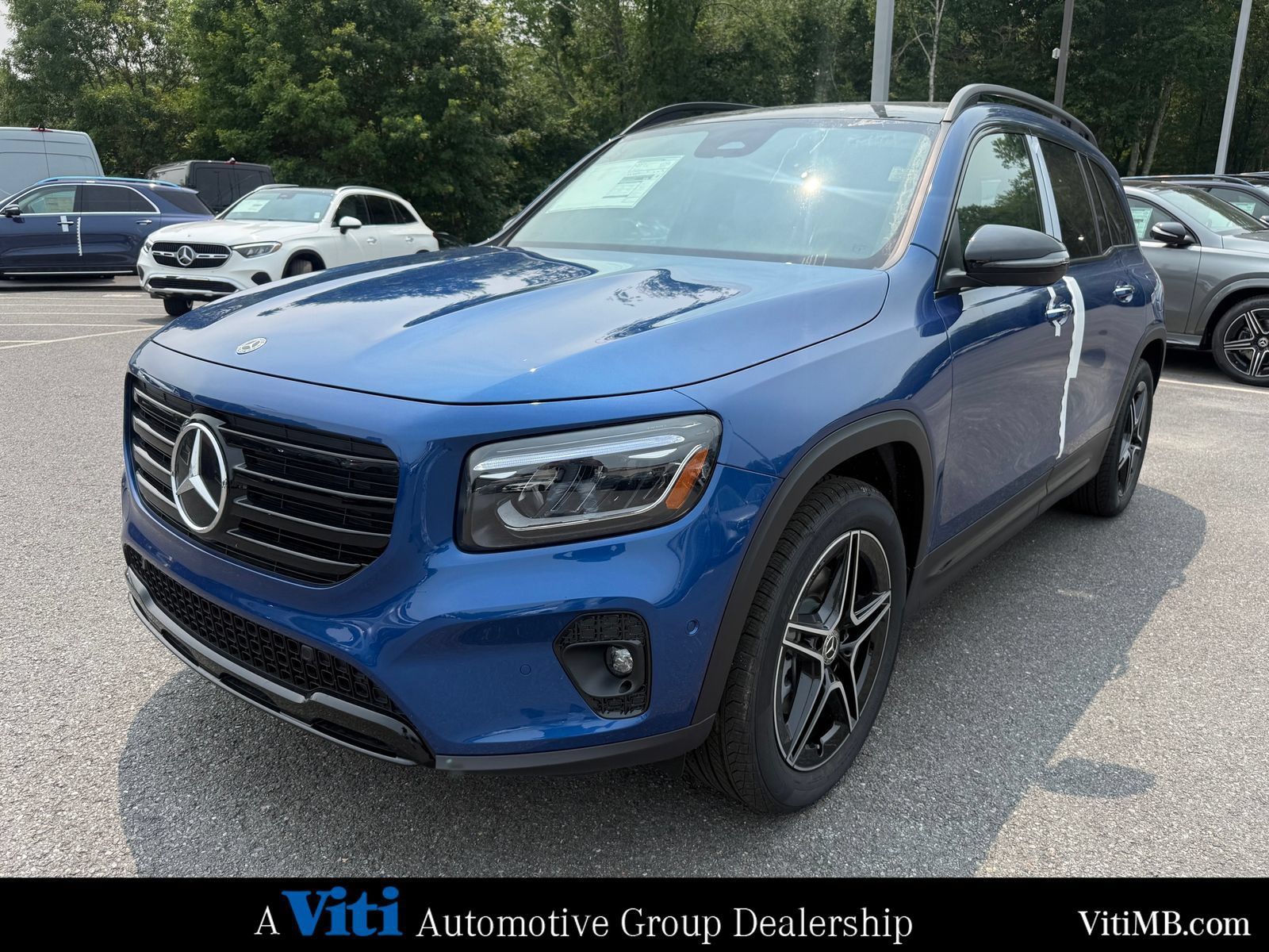 New 2026 Mercedes-Benz GLB 250 4MATIC image 4