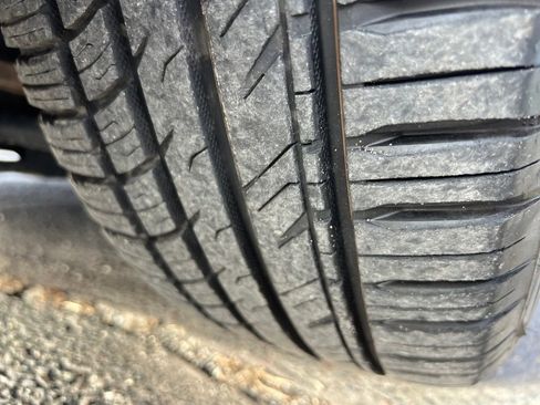 Used 2018 Chrysler 300 S image 11