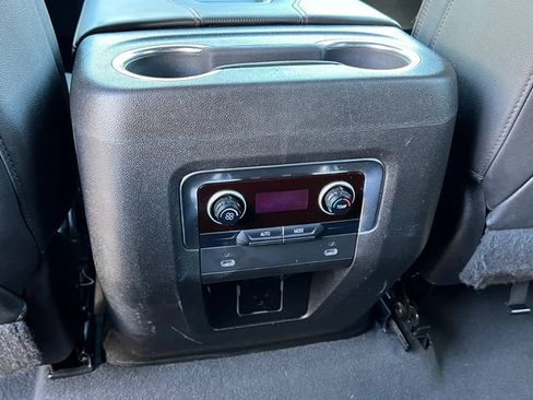 Used 2022 Chevrolet Tahoe RST AWD/4WD image 38