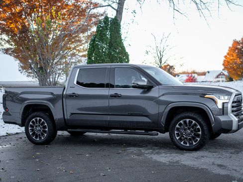 Used 2023 Toyota Tundra Limited image 4