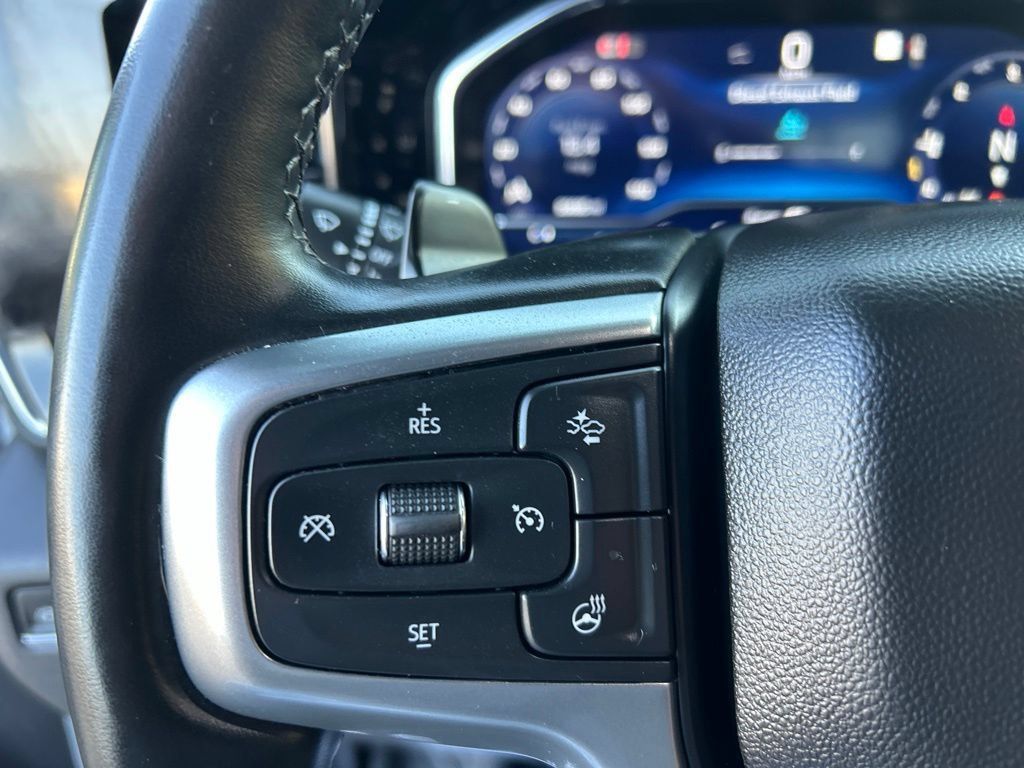 Used 2025 Chevrolet Silverado 1500 LT Trail Boss w/ Convenience Package II AWD/4WD image 18