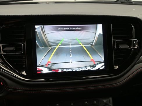 Used 2023 Dodge Durango R/T image 18