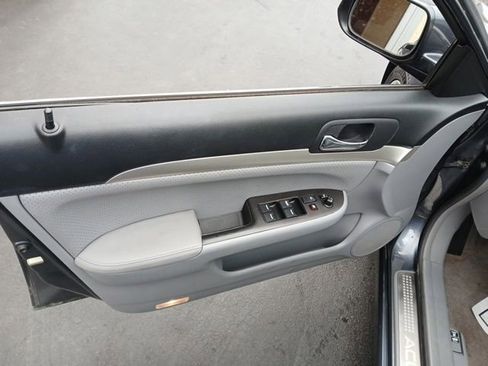 Used 2005 Acura TSX image 12