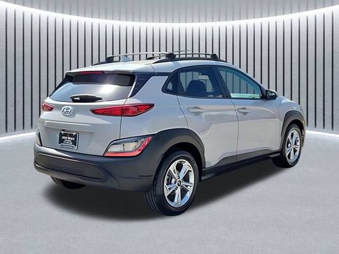 Used 2023 Hyundai Kona SEL w/ Convenience Package FWD image 6