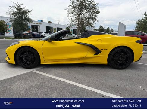 Used 2022 Chevrolet Corvette Stingray Preferred Conv w/ Battery Protection Package RWD image 4