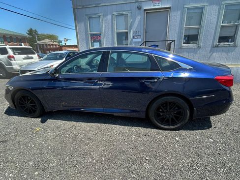Used 2019 Honda Accord LX image 10