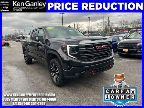 Used 2022 GMC Sierra 1500 AT4 image 1