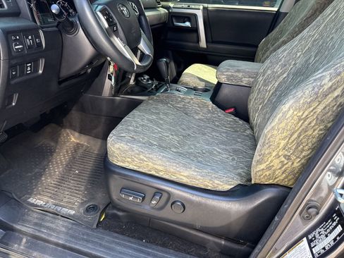 Used 2020 Toyota 4Runner SR5 image 15