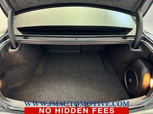 Used 2022 Chrysler 300 S image 17