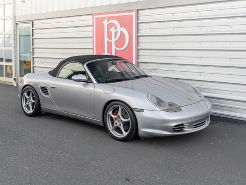 Used 2003 Porsche Boxster S image 41