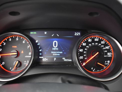 Used 2023 Toyota Camry XSE image 15