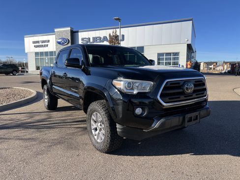 Used 2019 Toyota Tacoma SR5 image 8
