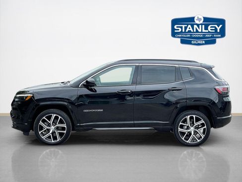 Certified 2024 Jeep Compass Limited w/ Elite Group AWD/4WD image 4