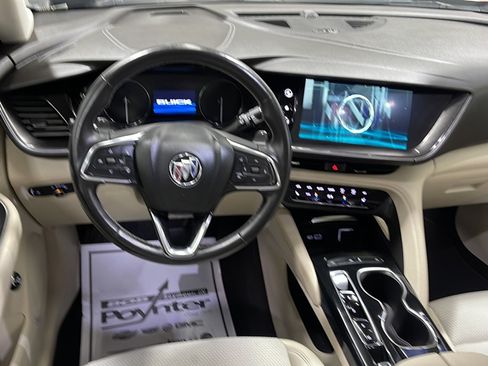 Used 2022 Buick Envision Preferred FWD image 3