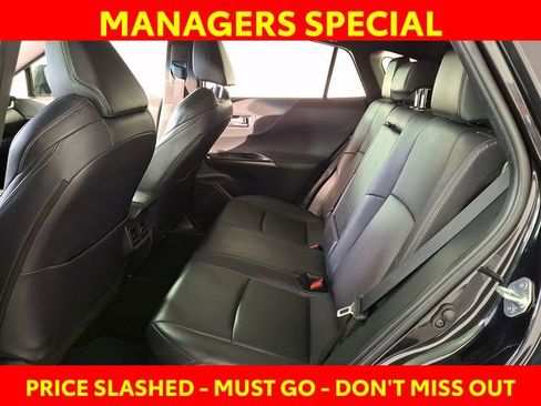 Used 2024 Toyota Venza Nightshade image 11