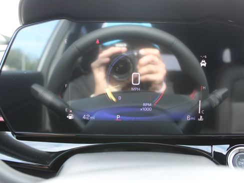 New 2026 Chevrolet Trax RS w/ Driver Confidence Package FWD image 34