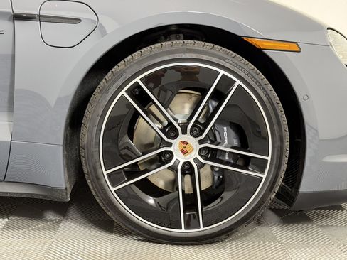 Used 2026 Porsche Taycan AWD/4WD image 15