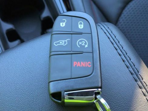 New 2026 Jeep Compass Trailhawk image 29