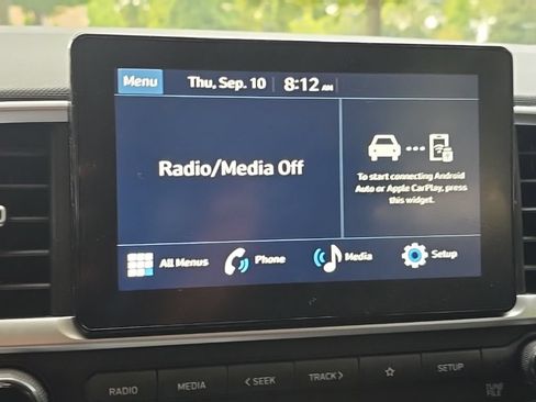 Used 2026 Hyundai Venue SEL FWD image 17
