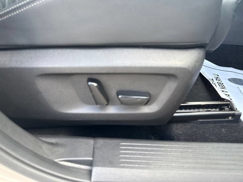 Used 2021 Nissan Rogue Platinum AWD/4WD image 28