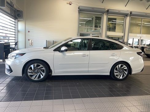 Used 2023 Subaru Legacy Limited AWD/4WD image 4