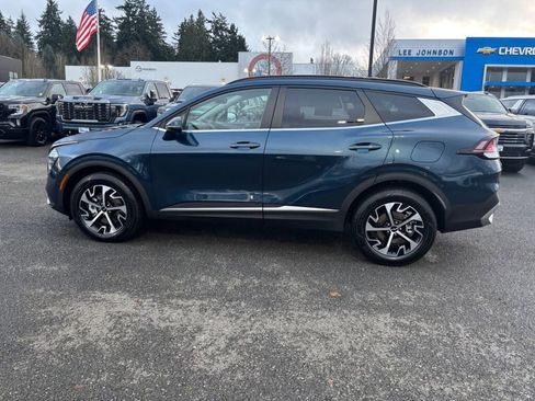 Certified 2024 Kia Sportage EX w/ EX Premium Package image 8