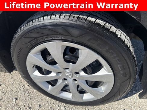 Used 2023 Toyota Corolla LE image 23