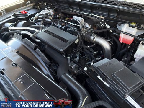 Used 2024 GMC Sierra 2500 AT4 w/ AT4 Preferred Package AWD/4WD image 17