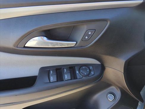 Used 2024 Buick Envista Avenir image 8