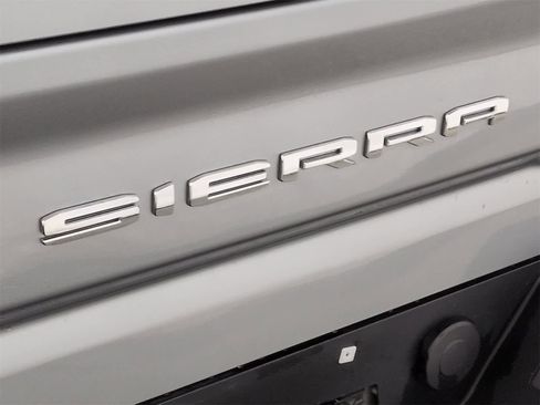 Used 2026 GMC Sierra 2500 AT4 w/ AT4 Premium Plus Package image 13