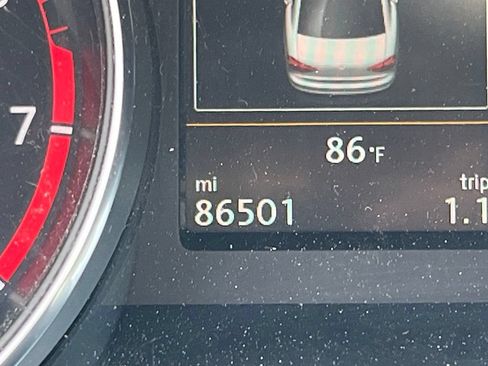 Used 2018 Volkswagen Passat 2.0T SEL Premium FWD image 22