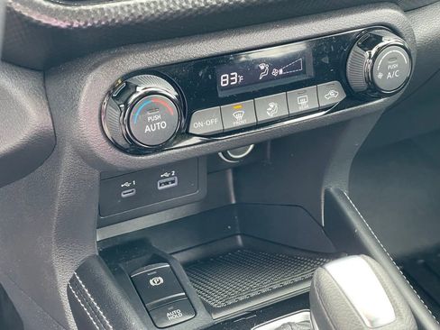 Certified 2023 Nissan Kicks SV image 21