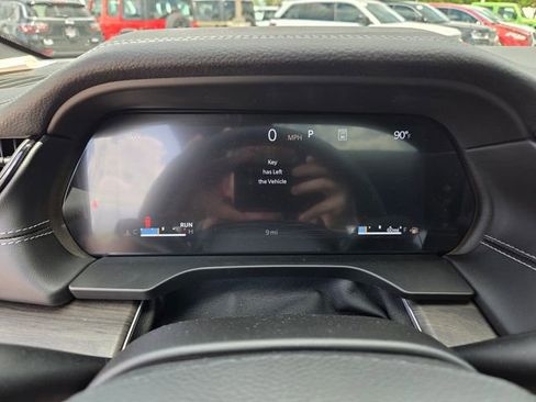 New 2026 Jeep Grand Cherokee Limited w/ Luxury Tech Group II image 31