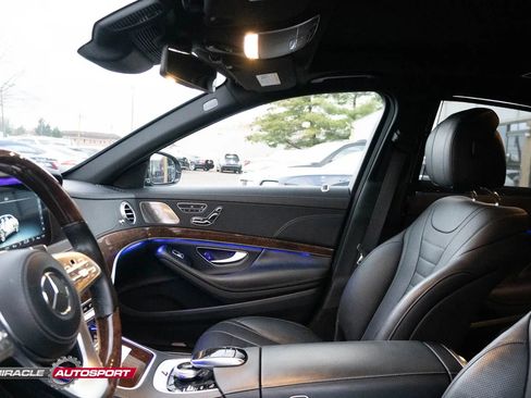 Used 2018 Mercedes-Benz S 560 4MATIC Sedan image 20